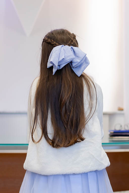 Mariage Yasmin & Romain, Mairie de Cagnes-sur-mer, cérémonie, union, noeud dans les cheuveux